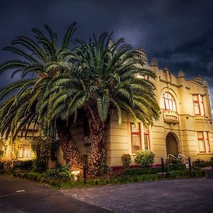 Toorak Manor Hotel